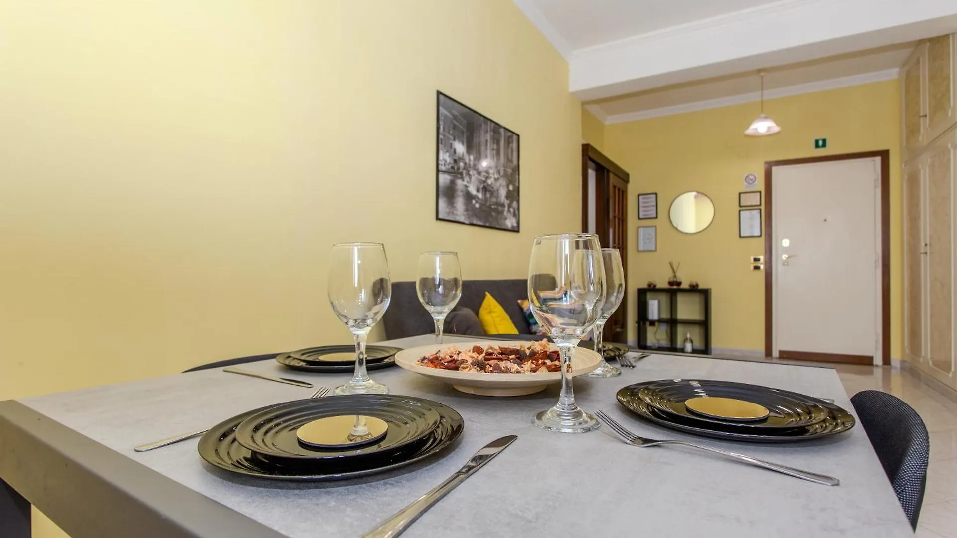 Apartment Your Whole Suite Rome
